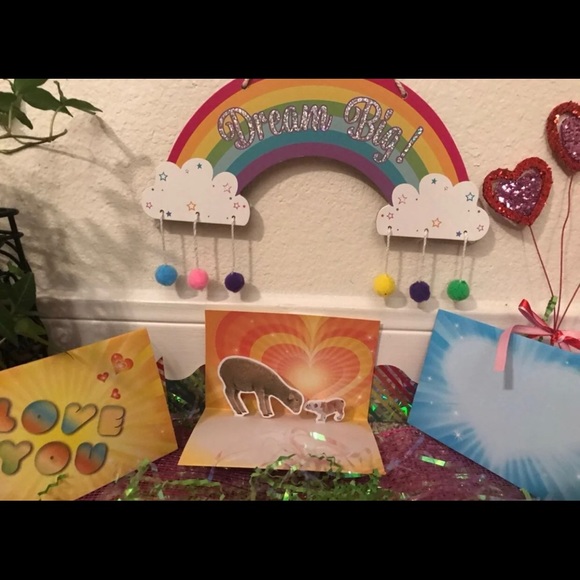 Kisses Pop Up Love Greeting Cards. - Picture 7 of 8